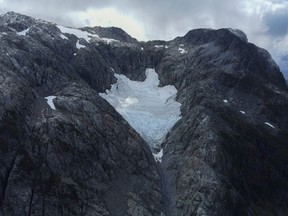 Der letzte verbliebene Gletscher von Metro Vancouver, der Coquitlam-Gletscher, schrumpft aufgrund des vom Menschen verursachten Klimawandels.