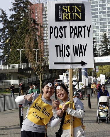 Scenes from the Vancouver Mini Sun Run on April 24, 2022.
