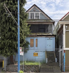 This home at 526 East Cordova Street sold for $1.149 million.