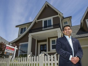 Realtor Mayur Arora in Surrey.