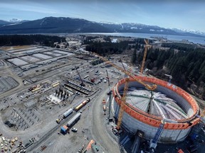 The LNG Canada construction site, showing the construction of an LNG storage tank in the foreground, as of April 2021.