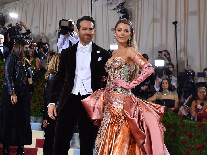  Blake Lively and Ryan Reynolds arrive for the 2022 Met Gala at the Metropolitan Museum of Art on May 2, 2022, in New York. – The Gala raises money for the Metropolitan Museum of Art’s Costume Institute. The Gala’s 2022 theme is “In America: An Anthology of Fashion”.