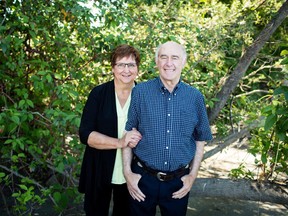 Joanne De Jong, 76, und Ehemann Arnold De Jong, 77, wurden von der Polizei als Opfer eines Mordes identifiziert.