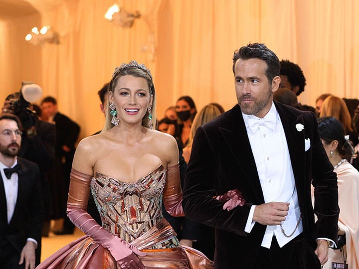  Blake Lively and Ryan Reynolds arrive at the In America: An Anthology of Fashion themed Met Gala at the Metropolitan Museum of Art in New York City, New York, U.S., May 2, 2022.