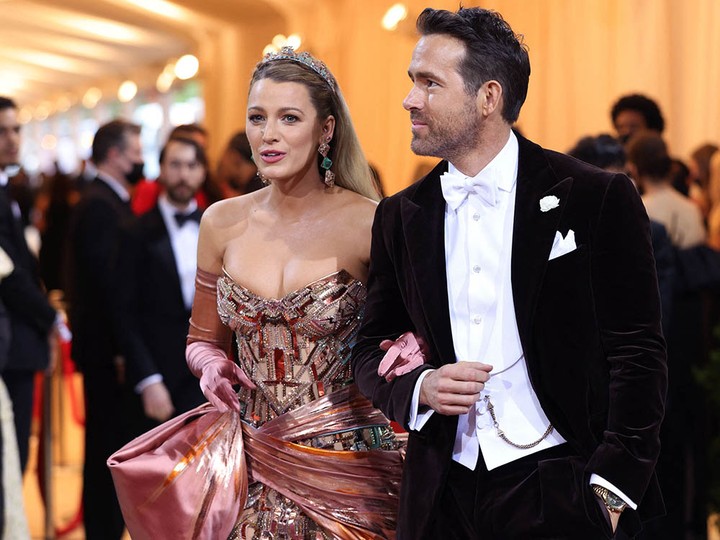  Blake Lively and Ryan Reynolds arrive at the In America: An Anthology of Fashion themed Met Gala at the Metropolitan Museum of Art in New York City, New York, U.S., May 2, 2022.