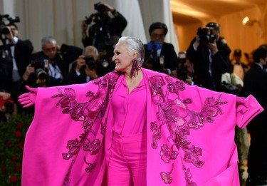 Actress Glenn Close arrives for the 2022 Met Gala at the Metropolitan Museum of Art on May 2, 2022, in New York. - The Gala raises money for the Metropolitan Museum of Art's Costume Institute. The Gala's 2022 theme is "In America: An Anthology of Fashion."