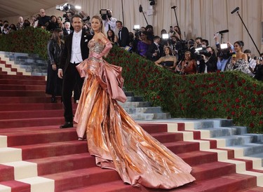 Blake Lively and Ryan Reynolds arrive at the In America: An Anthology of Fashion themed Met Gala at the Metropolitan Museum of Art in New York City, New York, U.S., May 2, 2022.