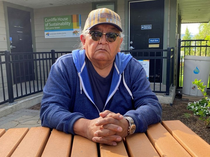  Percy Casper, a survivor of the former Kamloops residential school, says he had a difficult year following the announcement of the discovery of an unmarked burial site, but found solace in the sympathies of strangers who approached him.