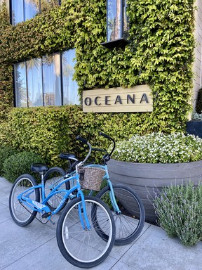 Oceana Hotel offers guests complimentary bicycles.  The hotel is just minutes from the 22-mile-long bike path that locals call The Strand.