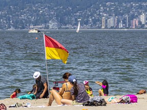 Warm, sunny weather continues Sunday in Vancouver.