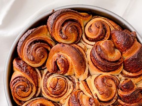 These soft and fluffy buns are slathered with Nutella and then baked to golden perfection.If you find cinnamon buns a little too sweet for a regular breakfast, then these Nutella rosettes will surely hit the spot.