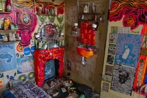 The psychedelic room features a psychedelic mantle and a psychedelic sink.