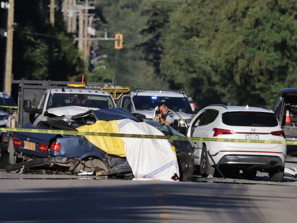 Two die in three-vehicle crash along Langley-Surrey border