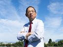 Victor Ho, der ehemalige Redakteur von Sing Tao, posiert für ein Foto in Richmond, BC, 15. August 2022. (Richard Lam/PNG)