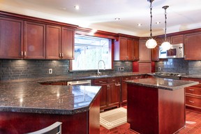 180 Kitchens 2
