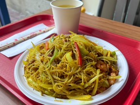 Singapore Fried Noodles from Ming Fong Fast Food.