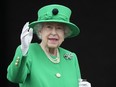 Queen Elizabeth waves