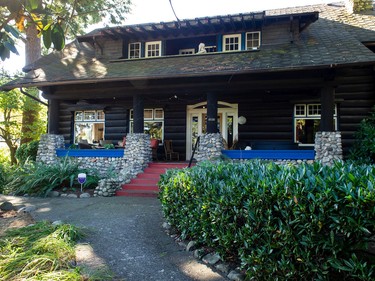 Vancouver, BC: September 20, 2022 -- Log house at 4686 W. 2nd in Vancouver, BC Tuesday, September 20, 2022. The house was built in 1912 and sits on three lots. It is for sale for $16-million.

(Photo by Jason Payne/ PNG)
(For story by John Mackie) [PNG Merlin Archive]