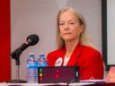 TEAM Die Bürgermeisterkandidatin von Vancouver, Colleen Hardwick, bei einer Bürgerversammlung mit den Bürgermeisterkandidaten von Vancouver im September.