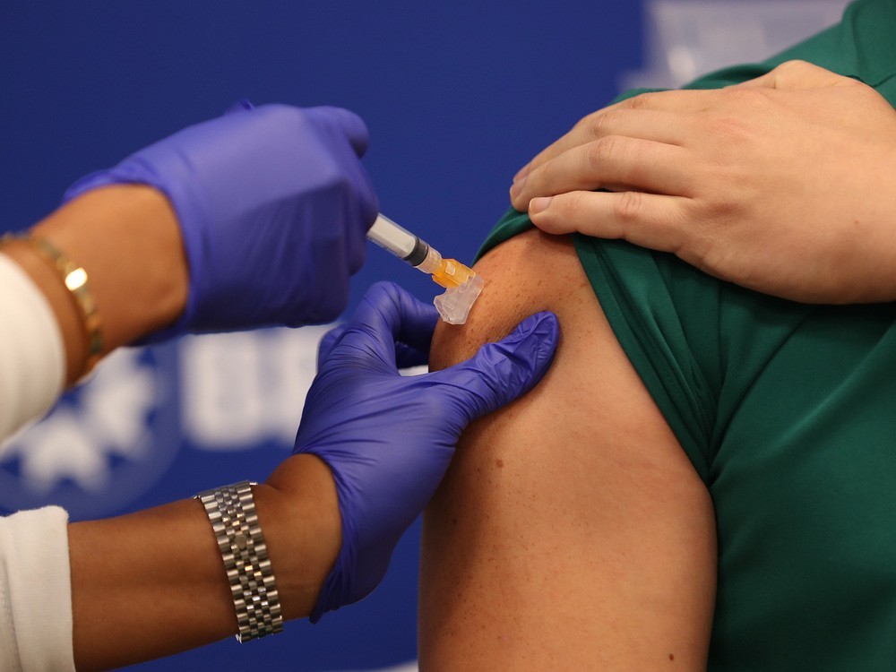 Experts have pointed out that a study published online by Florida's surgeon-general has methodological shortcomings in its analysis of cardiac-related deaths following vaccination.