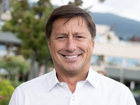 Mark Sager hat Amtsinhaberin Linda-Ann Booth geschlagen und wird der neue Bürgermeister von West Vancouver.