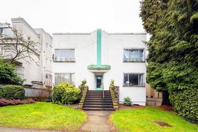 Kits apartment sells for asking price
