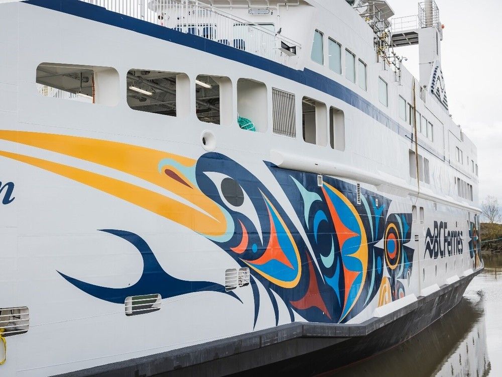 B.C. ferry, suffering from weight issues, leaves passengers behind