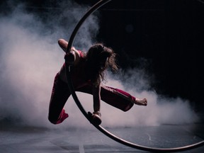 Marica Marioni Di Lontano performs like a circus act.