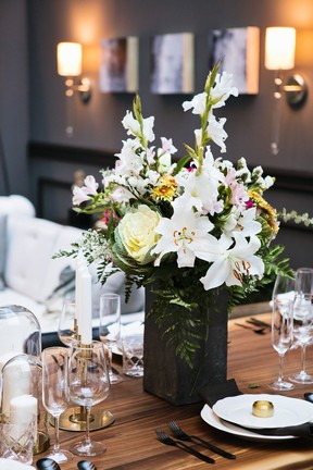 Expert floral designers from Garden Party Flowers will be on site arranging bouquets of spring blooms.