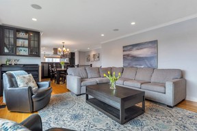 Vendu (acheté) : la résidence Tsawwassen présente d'importantes rénovations 4 maison sur Walalee Drive à Tsawwassen.