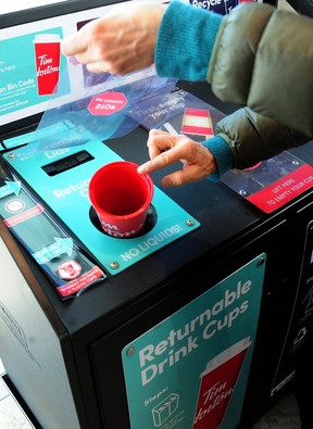 Once emptied and scanned, the cup can be inserted in a slot of the return station.