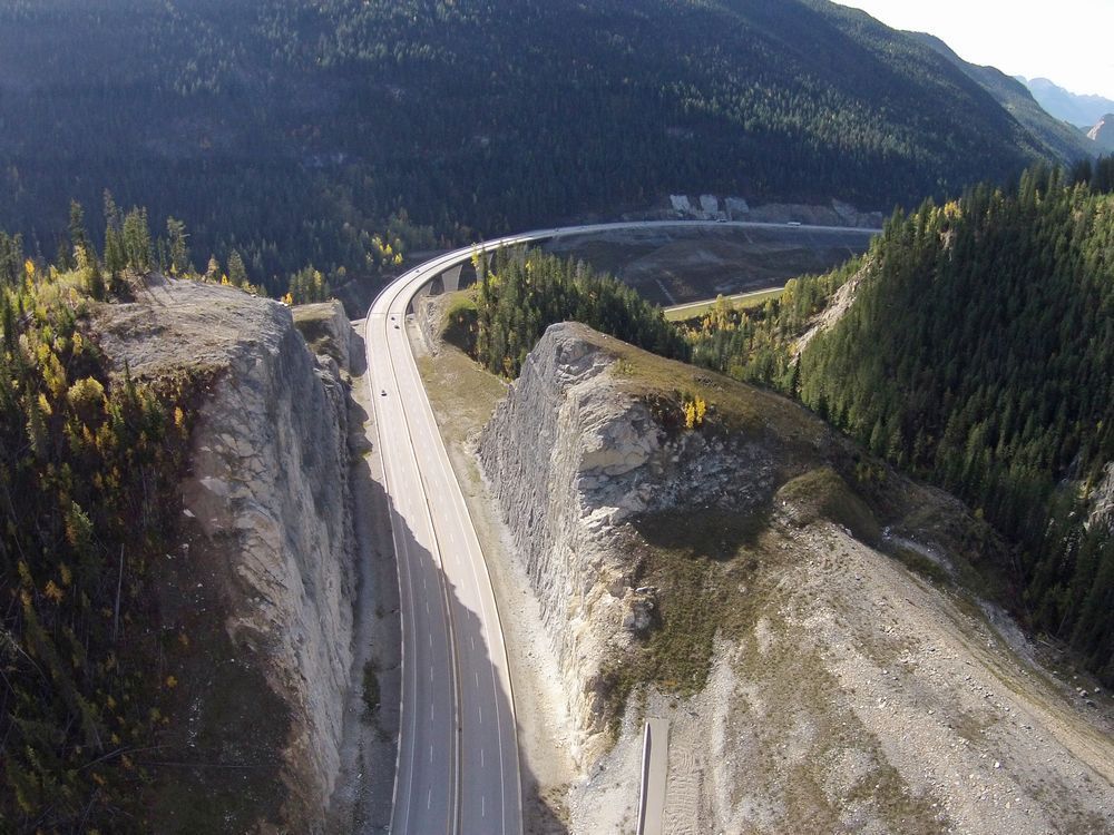 Highway 1 closed for five days for Kicking Horse Canyon project work