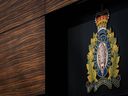 Un pirómano que causó daños por más de medio millón de dólares después de incendiar dos restaurantes de Metro Vancouver fue sentenciado a más de cinco años de prisión.
