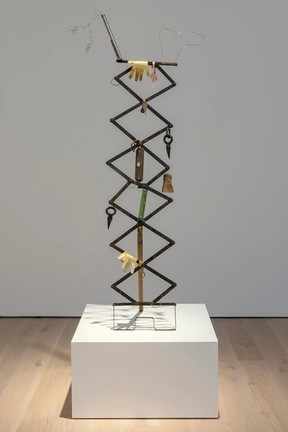 Photo of sculpture by Gabrielle L'Hirondelle Hill