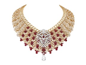 The Tweed Royal necklace is set with diamonds and an ensemble of 37 rubies. The lion's head at its centre can be worn as a brooch or on the necklace. The 10.17-carat, pear-cut diamond at the centre can be detached and worn as a ring.