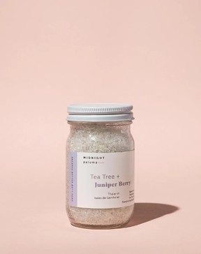 Midnight Paloma Tea Tree and Juniper Berry bath soak.