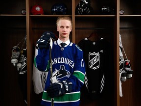 Elias Pettersson, fifth overall pick of the Vancouver Canucks, poses for a portrait during Round One of the 2017 NHL Draft at United Center on June 23, 2017 in Chicago, Illinois.