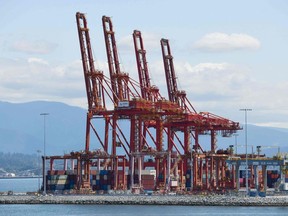 After months of failed talks, more than 7,000 terminal cargo loaders and 49 waterfront employers in 30 ports up and down the west coast are on strike on strike.