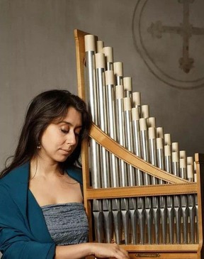 Artist-in-Residence Catalina Vicens. Martin Chiang photo 0715 classical