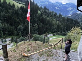playing the alphorn