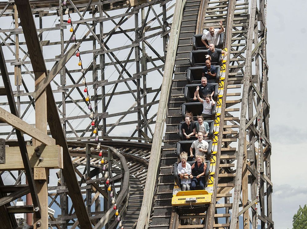 Wood Takes a Thrilling Turn in Roller Coaster Design - The New York Times