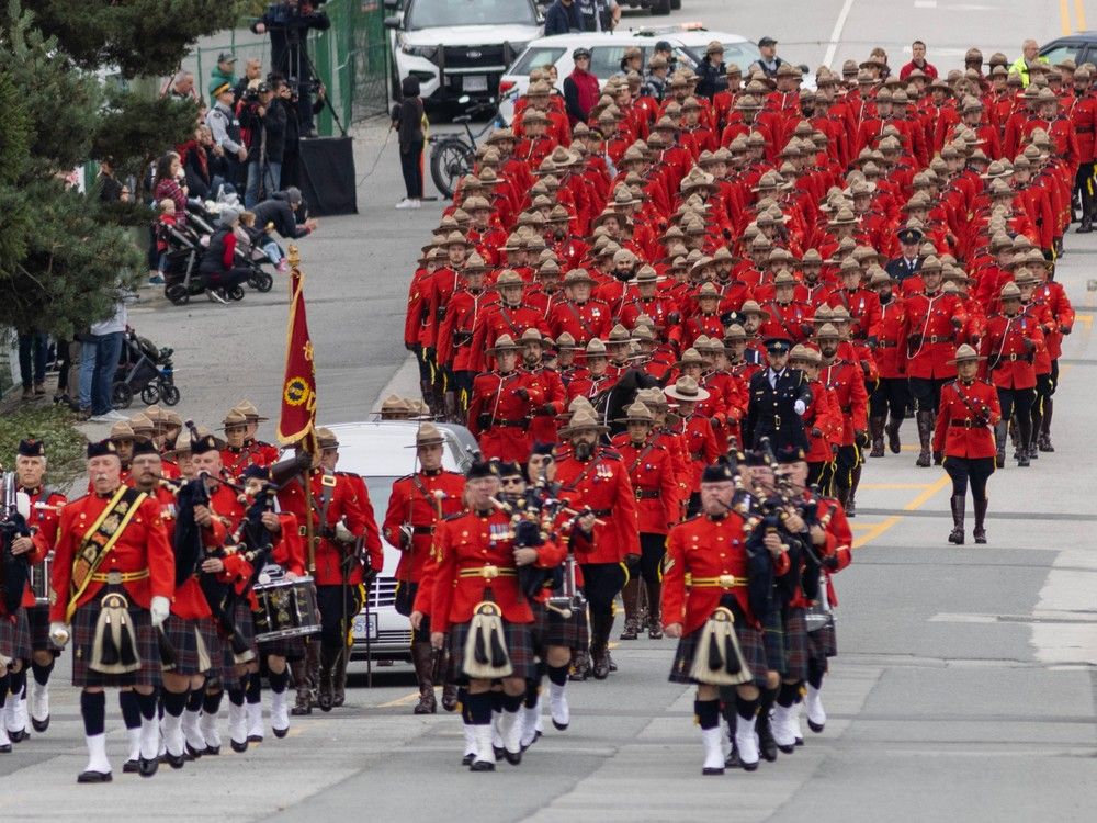 Photos: Thousands Gather For Const. Rick O'Brien's Funeral In Langley ...