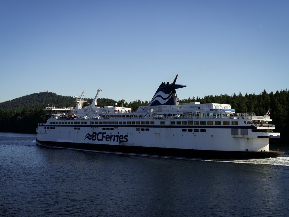 BC Ferries取消北部航班，原因是机械故障，...