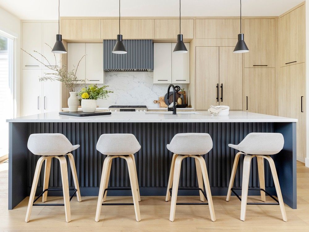 Designer Jamie Banfield turns a dark, dysfunctional New West kitchen
into an ultra-efficient stunner