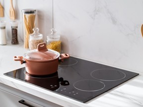 When you turn off an induction cooktop, it cools instantly, so there's no need to worry about burning your hand, melting a spatula or setting a dish towel on fire.