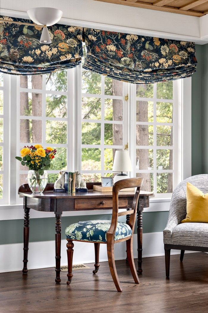 宮川大聖 Etrarium Room Wear Brown White Early 20th-century Dunbar-Southlands home lovingly revived