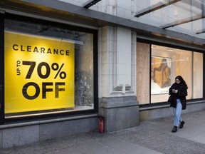 Shoppers decry state of disrepair at Vancouver's flagship Bay store