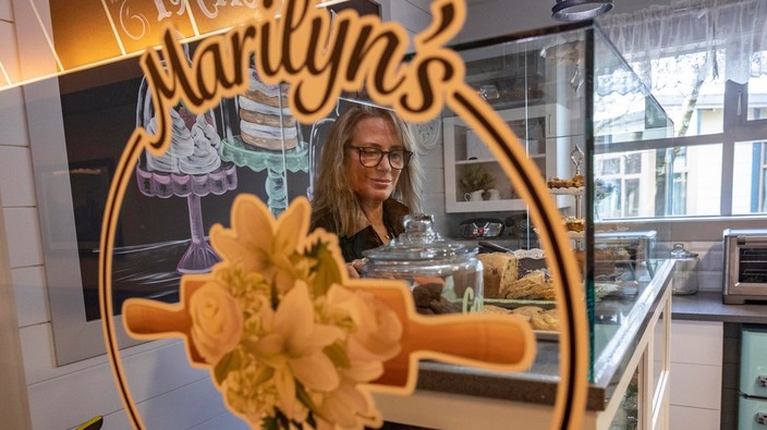 Surrey's Czorny Centre bakery offers pastries for Alzheimer's patients