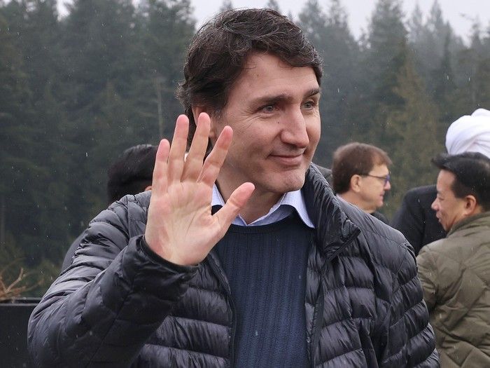 PM Justin Trudeau Boosts B.C. Builds Plan With Another $2 Billion ...