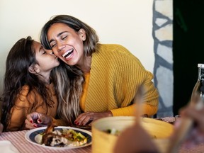 Getty Images family dining